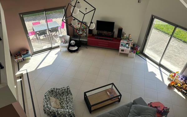 Maison à vendre    5 pièces •  Châtillon-en-Michaille