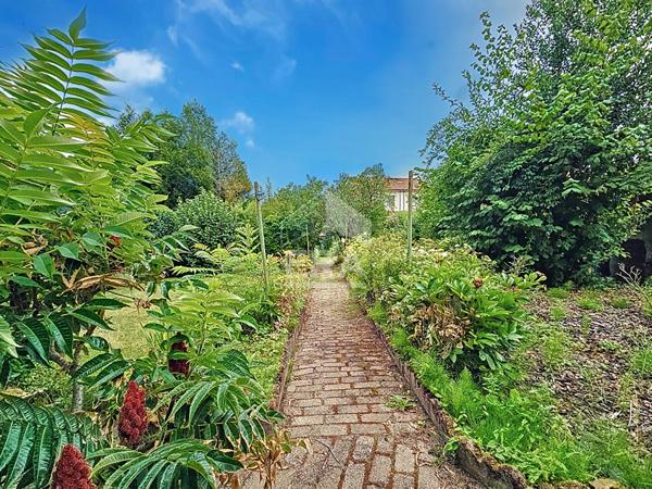 Maison Mont Saint Martin 6 pièce(s) 120 m2