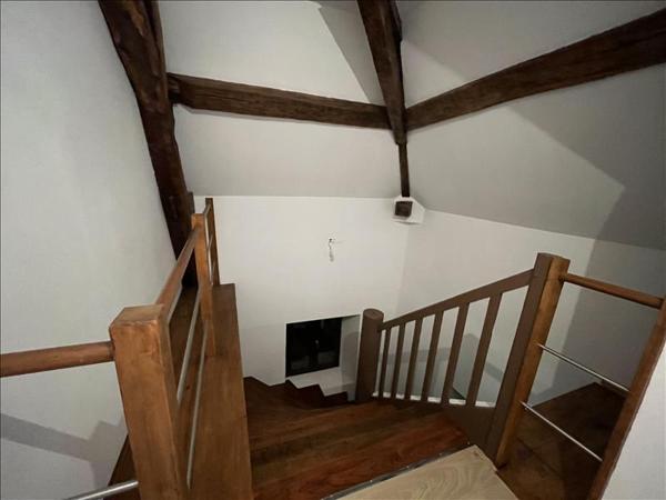 Maison à louer 470 € CC MOUZAY 3 p 83 m² DPE E
