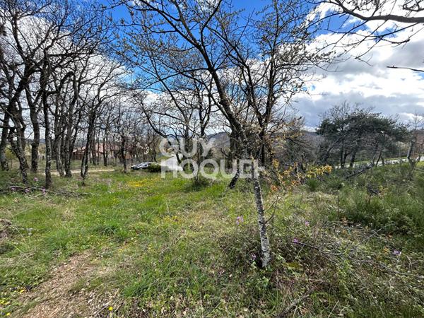 TERRAIN LIBRE DE CONSTRUCTEUR à 15 minutes de SAINT-PERAY