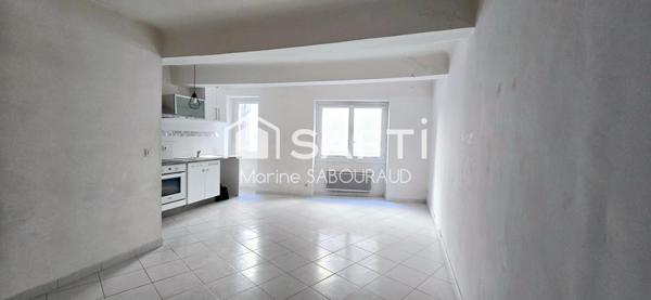 Maison de Village avec garage et comble aménageable