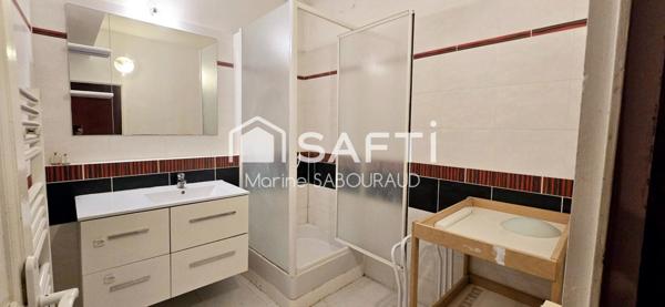 Maison de Village avec garage et comble aménageable