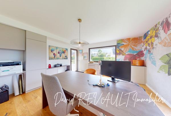 Maison Elven 7 pièce(s) 180 m2-Élégance contemporaine au coeur d'Elven, à 15 minutes de Vannes