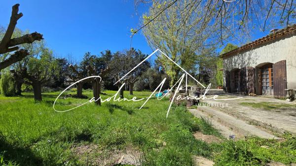 A vendre à Trets - Propriété de 300m² sur magnifique terrain de 6 500m²