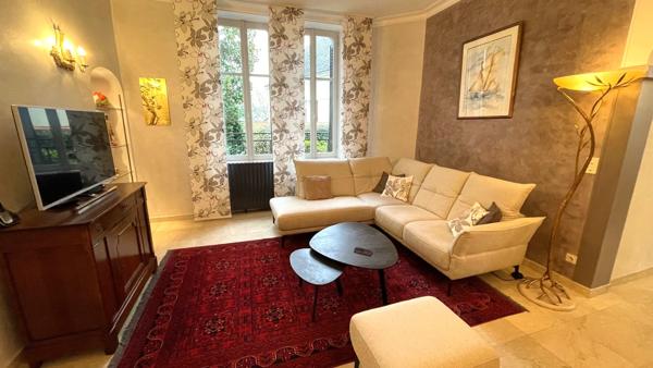 Maison 8 pièces 232.1 m2