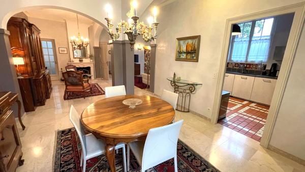 Maison 8 pièces 232.1 m2