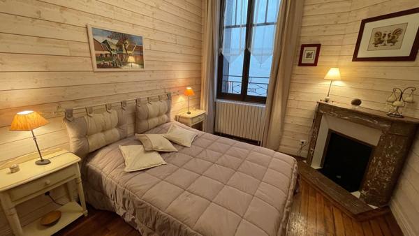 Maison 8 pièces 232.1 m2
