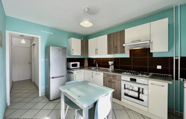 Appartement T2 de 50,47m2 - entièrement rénové avec terrasse