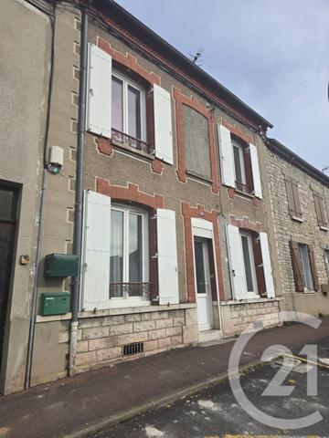 Immeuble à vendre  120 m2 SOUPPES SUR LOING - 77