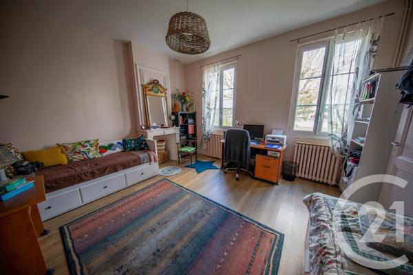 Maison à vendre  5 pièces - 136,98 m2 ST MEDARD EN JALLES - 33