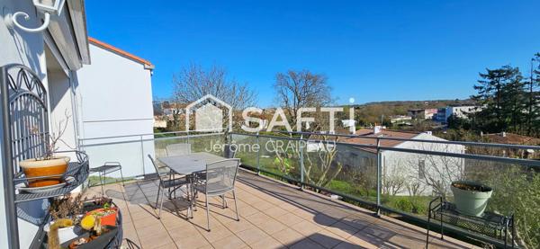 Les Robretières : Maison familiale avec 4 chambres et 2 garages.