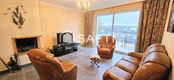 Les Robretières : Maison familiale avec 4 chambres et 2 garages.