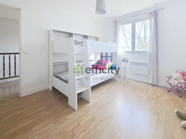 Maison 6 pièces - 160 m² Exclusivité efficity