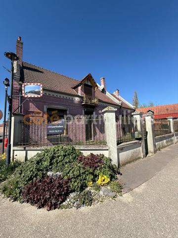 Vente
                Maison153 m² - 5 Pièces -
                    MESNIL SAINT NICAISE (80190)