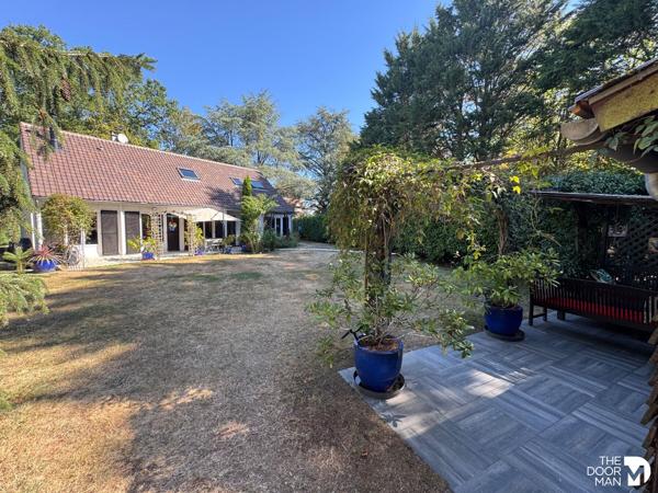 Maison - À vendre - 135 m² - LES BREVIAIRES | The Door Man