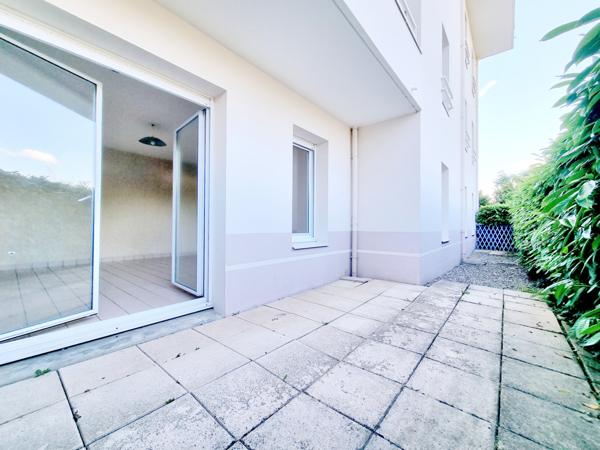 Appartement 3 pièces avec terrasse et garage