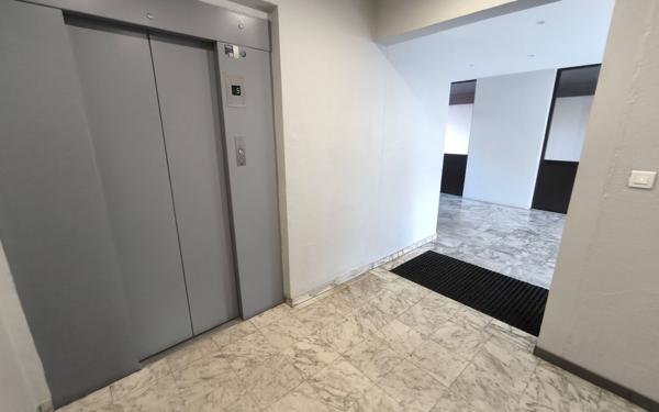 Appartement à vendre    3 pièces • 85,08 m2 Brive-la-Gaillarde