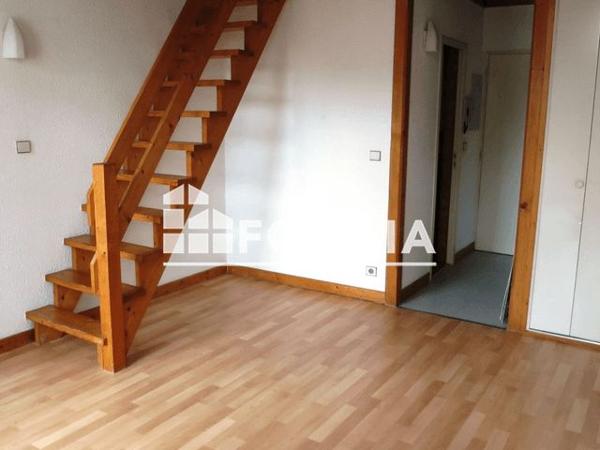 Location Studio 30.19 m² - SAINT PIERRE Dijon 21000