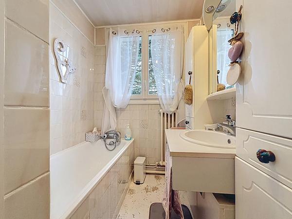 Maison 120m² Nazelles Negron, proche gare et commerces