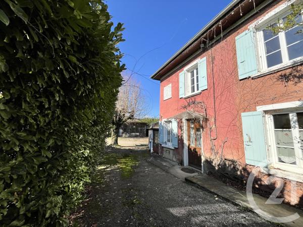 Maison à vendre  6 pièces - 146,90 m2 LES AVENIERES VEYRINS THUELLIN - 38