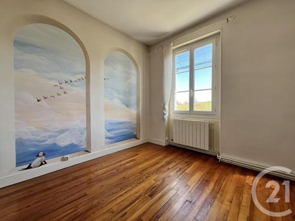 Maison à vendre  6 pièces - 146,90 m2 LES AVENIERES VEYRINS THUELLIN - 38