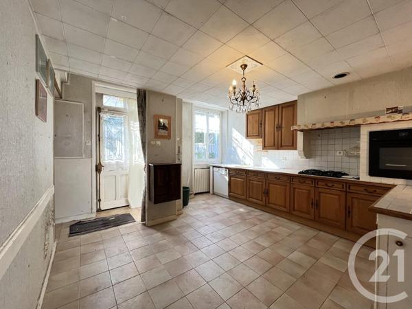 Maison à vendre  6 pièces - 146,90 m2 LES AVENIERES VEYRINS THUELLIN - 38