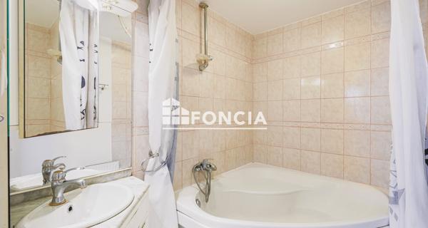 À vendre Appartement 4 pièces 66 m² - Grenoble 38100