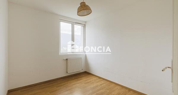 À vendre Appartement 4 pièces 66 m² - Grenoble 38100