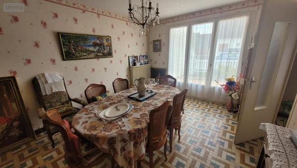 Maison à vendre à Sablé-sur-Sarthe dans la Sarthe (72300), ref : 72068-2140