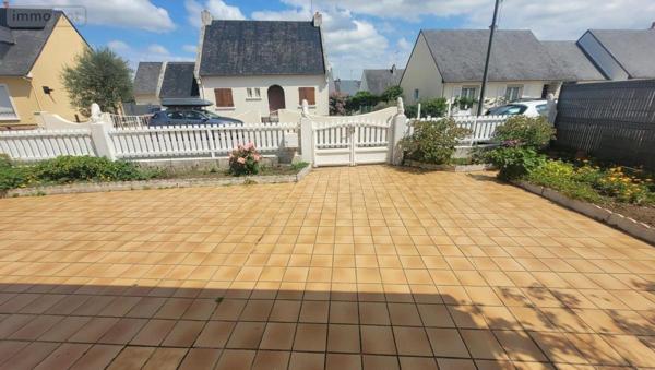 Maison à vendre à Sablé-sur-Sarthe dans la Sarthe (72300), ref : 72068-2140