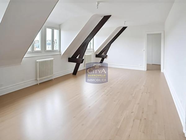 Appartement à vendre 2 pièces 50.48m² Saint-Quentin (02100)