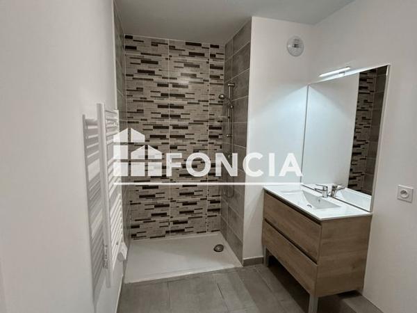 Location Appartement 2 pièces 40.2 m² - 574 RUE FRANCOIS CHAMBOVET Orange 84100