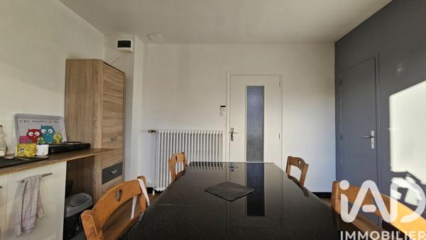 Maison à vendre 6 pièces 145 m² Saint-Mamet-la-Salvetat