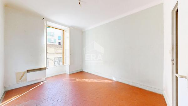 NICE  - MALAUSSÉNA : 2 PIÈCES AU CALME ET LUMINEUX