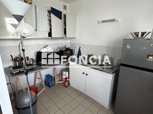 Location Studio 34.47 m² - 22 RUE D'ALSACE La Roche Sur Yon 85000