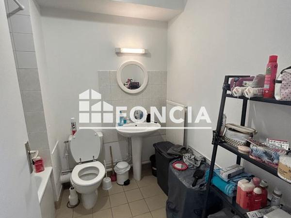 Location Studio 34.47 m² - 22 RUE D'ALSACE La Roche Sur Yon 85000