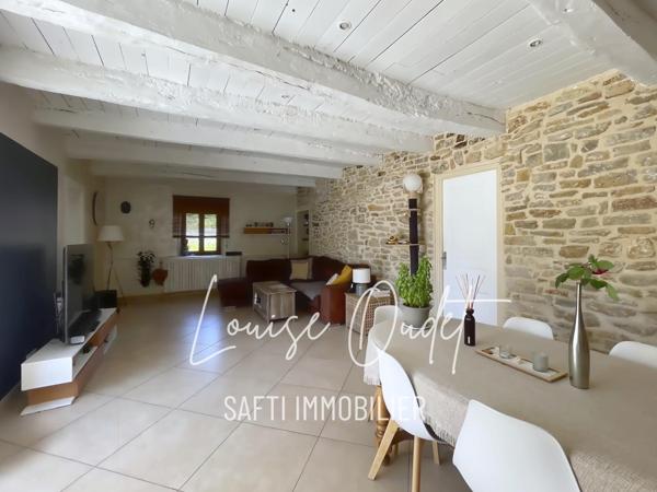Une maison rare, qui allie charme, volumes et confort pour une vie de famille sereine.