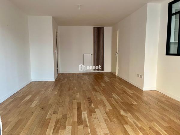 Location Appartement 4 pièces 87.2 m² - Saint-ouen 93400