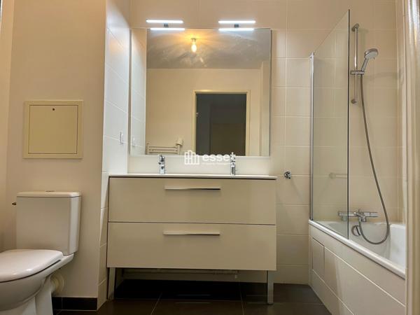 Location Appartement 4 pièces 87.2 m² - Saint-ouen 93400