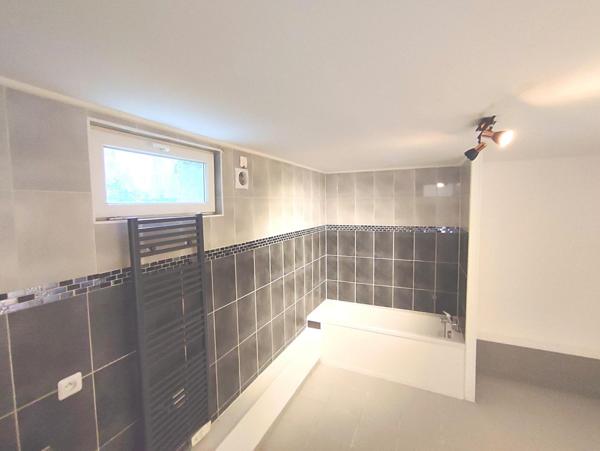 Appartement à MANTES-LA-VILLE, 78711 - 3 pièces 59m²