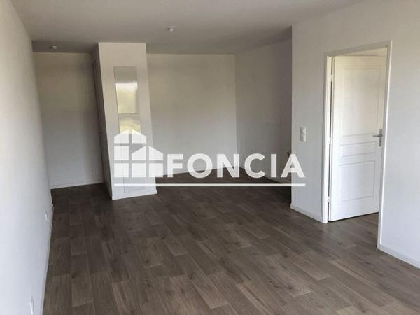 Location Appartement 2 pièces 48.4 m² - 85 RUE ABELARD Lille 59000