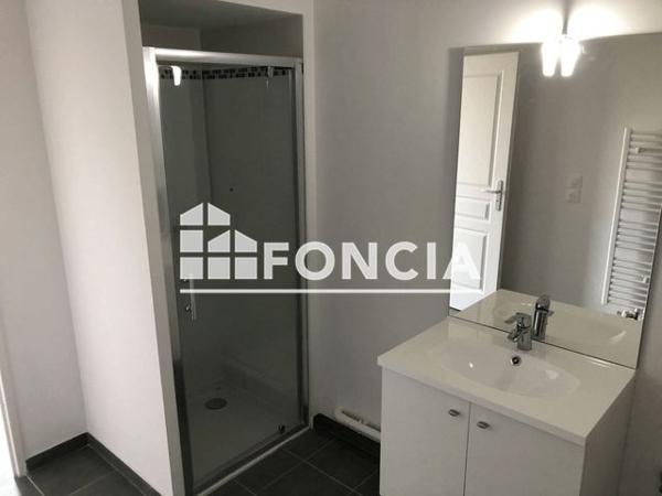 Location Appartement 2 pièces 48.4 m² - 85 RUE ABELARD Lille 59000