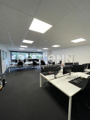 A louer Bureaux Vannes est - accès facile RN 165 - superficie de 107m²