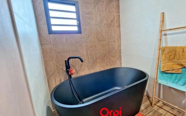 Maison à vendre    4 pièces • 112 m2 Bras-Panon