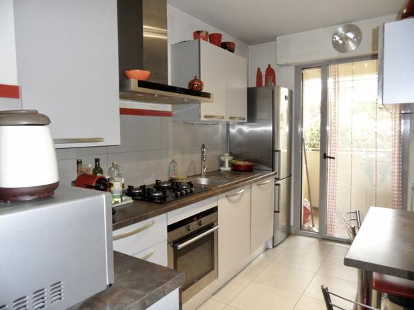 T3/4 BEL APPARTEMENT 90M2 AVEC JARDIN