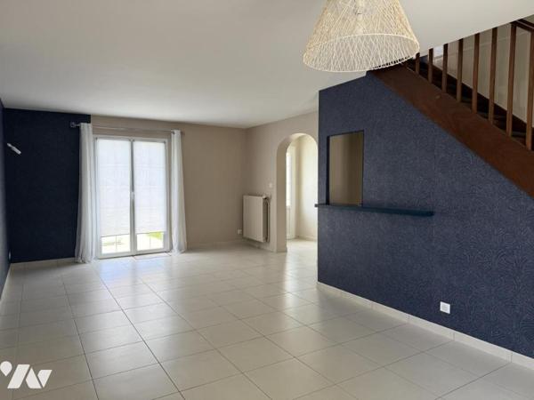 Maison traditionnelle contemporaine