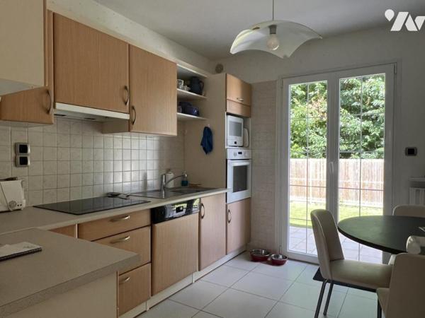 Maison traditionnelle contemporaine