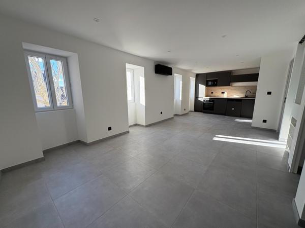 APPARTEMENT T2 NEUF PROCHE DE TOUTES LES COMMODITES