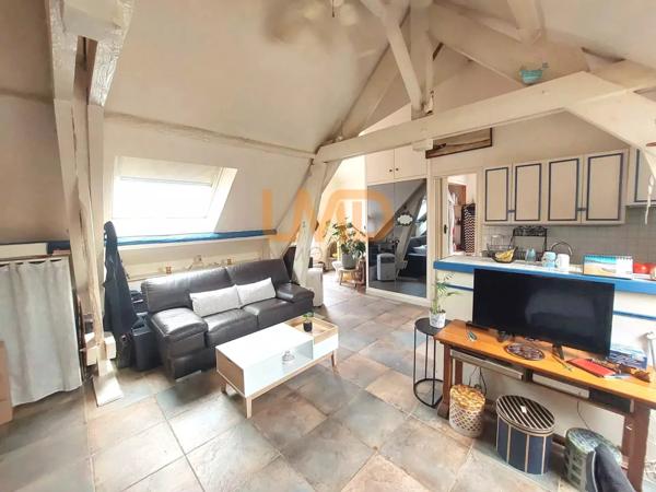 Avon, appartement avec grande terrasse, cave et parking