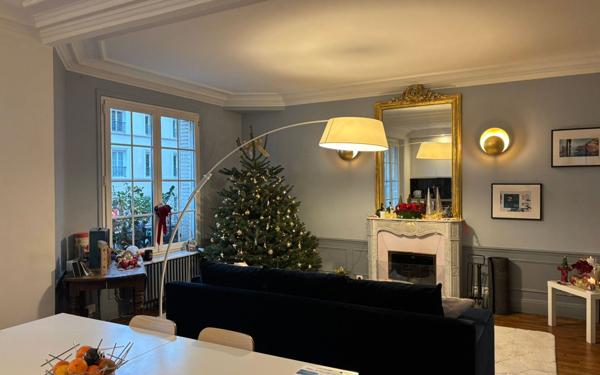 Appartement à louer    3 pièces • 64,75 m2 Paris 19